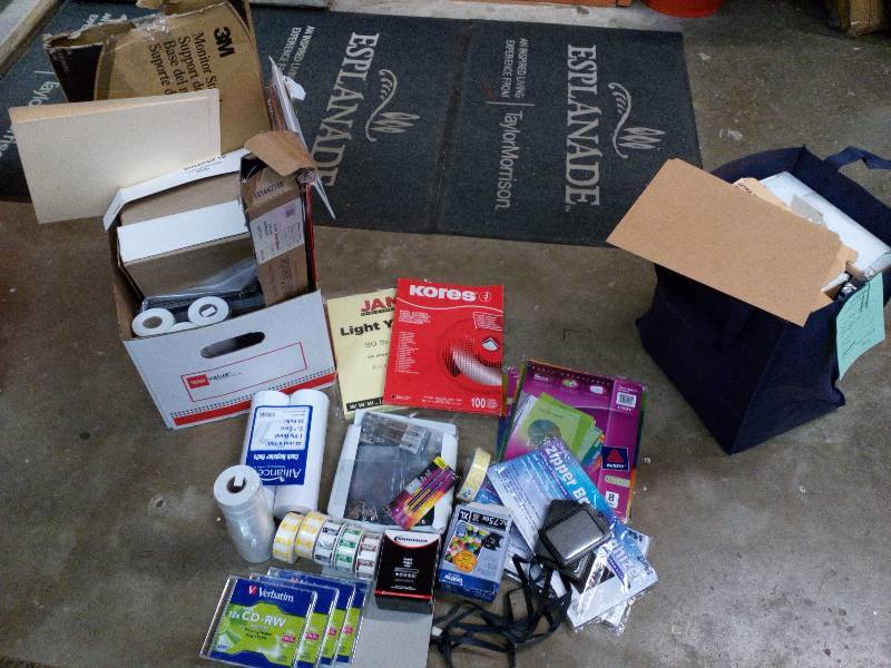 lot 72 image: Office Supply Lot