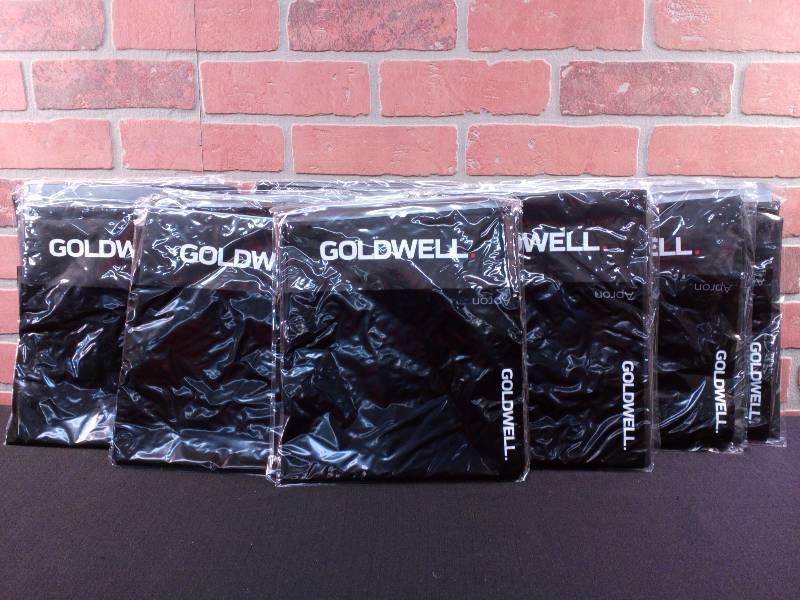 lot 113 image: Goldwell Chemical Apron