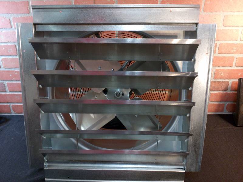 lot 162 image: 18 Exhaust Fan Heavy Duty