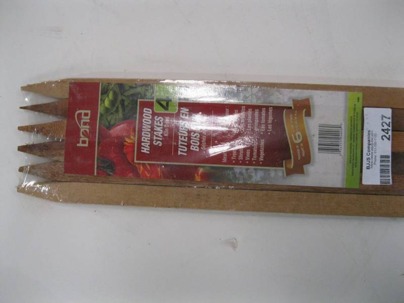 lot 2427 image: Hardwood Garden Stakes 4 Pack of 6