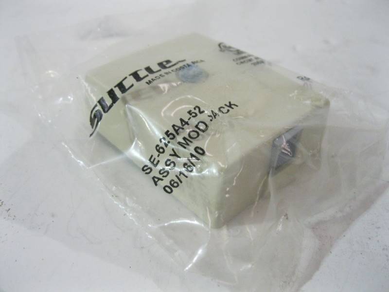 lot 2303 image: Suttle Modular Phone Jack Assembly Box of 179