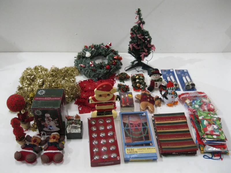 lot 2299 image: Large Lot of Christmas Decorations