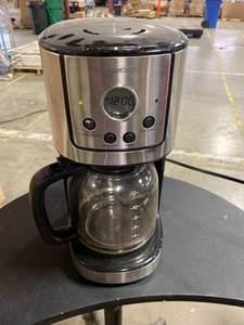 lot 42148 image: Amazon Basics 12 cup Coffee Maker