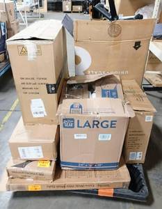 lot 50001 image: Pallet of Miscellaneous Office Chair Parts & Other Items