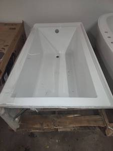 lot 8333 image: Tub