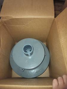 lot 8378 image: 2NH area Drn 12 Rnd Sed Bucket