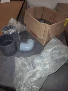 lot 8451 image: Box Of Different Size of Fitting