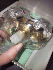 lot 8459 image: Thermostatic Concealed Valve