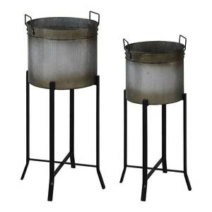 lot 26789 image: FirsTime & Co.� Farmhouse Trough Outdoor Planter 2-Piece Set American Designed Aged Galvanized Metal 15.5 x 14 x 32.5 in (70169)