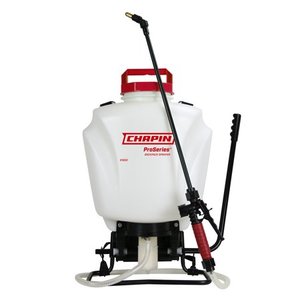lot 27150 image: Chapin ProSeries Adjustable Spray Tip Backpack Sprayer 4 gal.