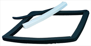 lot 56532 image: Camco 25071 AC Gasket - Features a Universal Fit  (14 x 14)