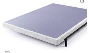 lot 65947 image: Zinus Walter 4 Inch Low Profile Metal Box Spring With Wood Slats, Full Box Dmg