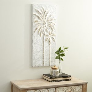 lot 10130 image: DecMode Indoor Multi Colored Metal Coastal Floral Wall D�cor