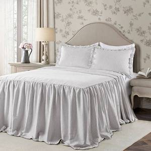 lot 10143 image: Ticking Stripe 3-Piece King Bedspread Set