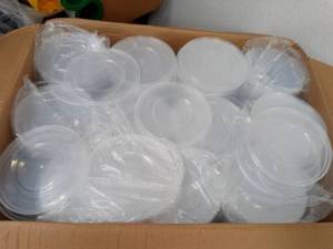 lot 7094 image: Disposable ramen container with lid. Case with unknown quantity.