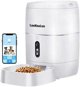 lot 7881 image: Automatic Cat Feeders MSRP $129.99