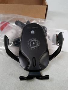 lot 7973 image: Hotkings car wireless mount charger iPhone