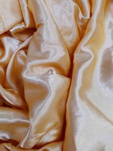 lot 7974 image: Silk Sheet set King size Gold color