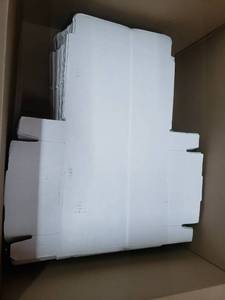 lot 247 image: Set Of 50 Small White Foldable Boxes