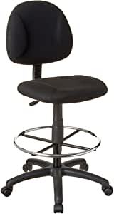 lot 5138 image: Amazon Basics Black Office Chair