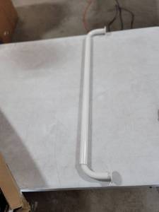 lot 2412 image: White Adjustable Curtain rod