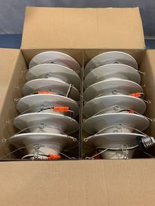 lot 75365 image: LED Downlight 12 Pack White