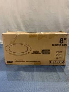 lot 75400 image: 6�� Round White LED Disk Light 12 Pack