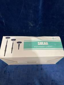 lot 75746 image: 4 PIECE SOLAR PATHWAY LIGHTS