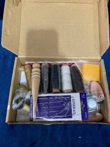 lot 75756 image: SEWING REPAIR KIT