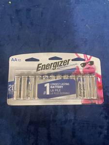 lot 75783 image: ENERGIZER ULTIMATE LITHIUM AA BATTERIES 12 PACK
