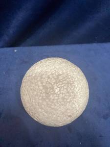 lot 75800 image: DECORATIVE SET OF 6 CERAMIC ORBS