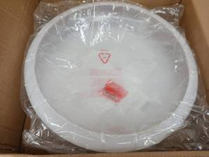 lot 40766 image: One-Light 20 Fluorescent Cloud Close-to-Ceiling