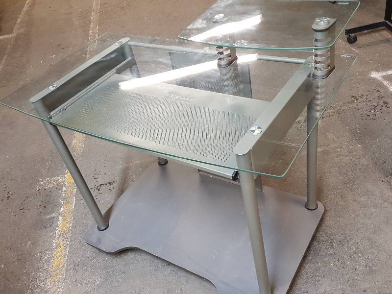 lot 8337 image: Looks like its from the Space Age Jetsons and needs to be in your home or office is this wild computer desk with glass top