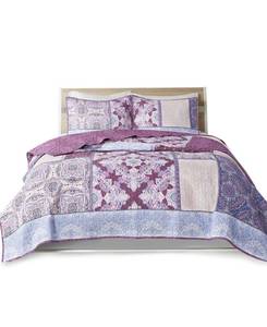 lot 22611 image: Intelligent Design Ezra 2 Piece TwinTwin Xl Coverlet Set Bedding