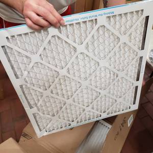 lot 22632 image: Aerostar 20x20x1 Air Filters - Set of 6