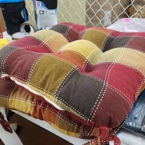 lot 22671 image: Set of 2 Outdoor Multicolor Seat Cushions