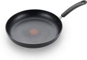 lot 22553 image: Titanium T-Ral Skillet