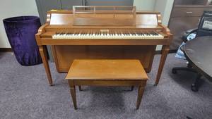 lot 5467 image: Wooden Baldwin Acrosonic Piano W a Wooden Bench