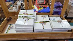 lot 9620 image: Lott of 19 of BJU Press Biology Textbooks - Fourth Edition&nbsp