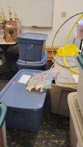 lot 9645 image: 7 Large Tubs of Grandview Christian School&nbspSports Uniforms&nbsp