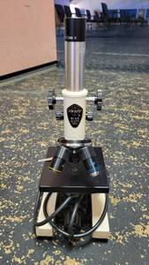 lot 9649 image: Swift Nine-Sixty Series Microscope No. 860571