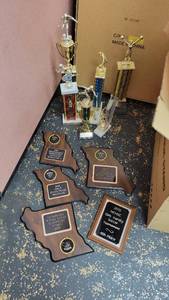 lot 9655 image: Mixed Lott of Grandview Christian School Trophies&nbsp