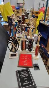 lot 9659 image: Mixed Lott of Grandview Christian School&nbspTrophies&nbsp