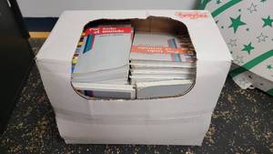 lot 9679 image: Box of Approx. 30 School Curriculum Por Todo El Mundo Spanish Books