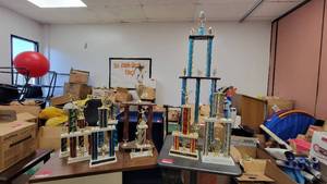 lot 9739 image: Mixed Lott of Grandview Christian School Trophies&nbsp