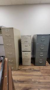 lot 9756 image: 3 Filing Cabinets