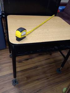 lot 9828 image: Lot of 2 Student Desks&nbsp