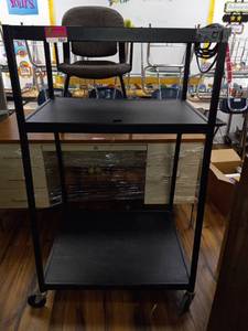 lot 9869 image: metal rolling cart W Electric Exstensions&nbsp