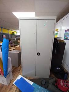 lot 9910 image: office supply cabinet