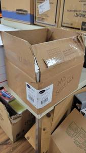 lot 9934 image: Box of BJU Press Earth Science Schools Cirrulcum Tectbooks Fourth Edition